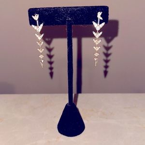 Stella and Dot drop earrings